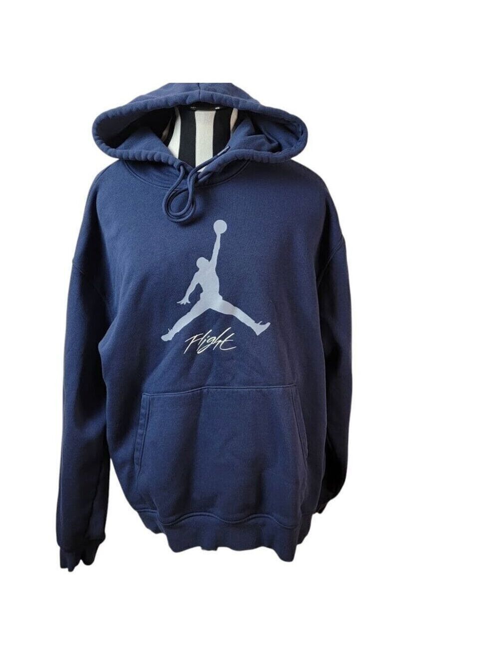 🔥 Jordan Essentials Baseline Hoodie – Size L | Classic Jumpman Style